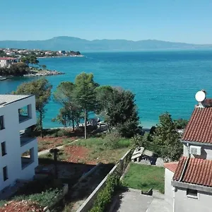 Katic Apartmán Vantacici