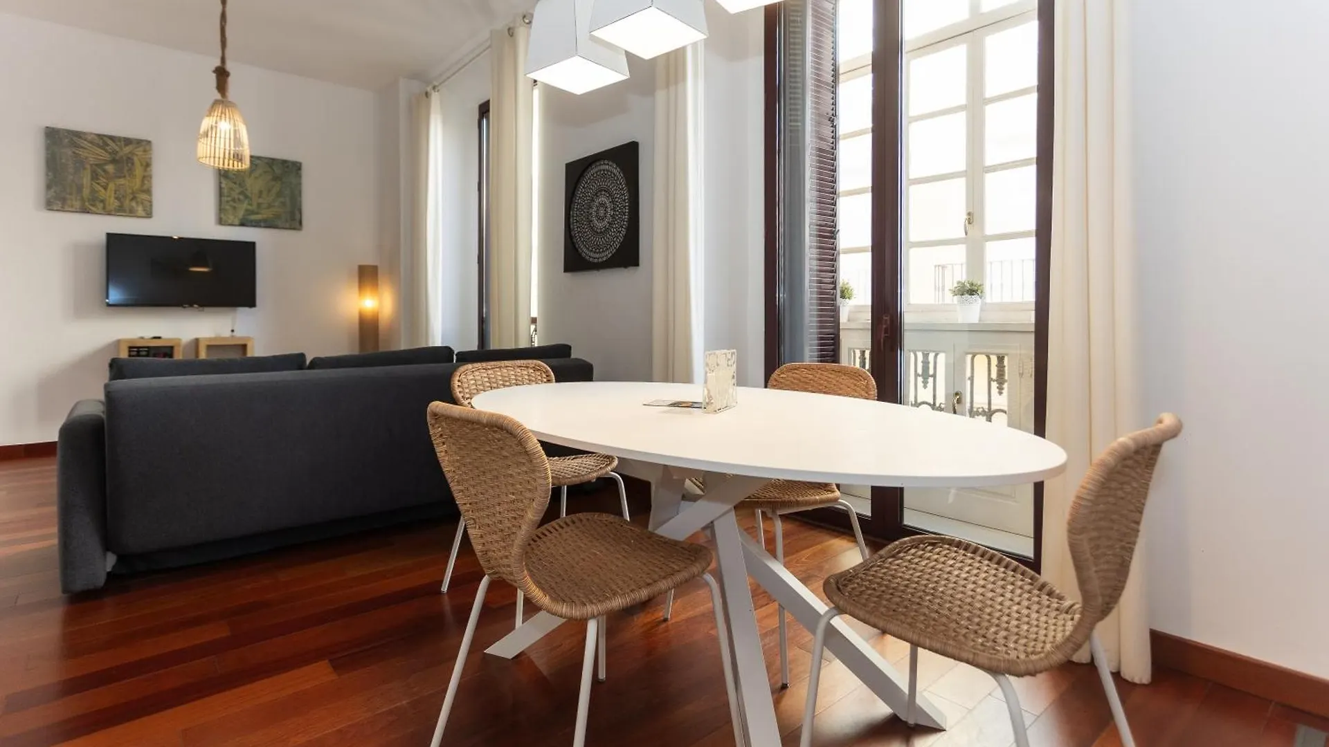 La Casa De La Alameda Apartment Malaga